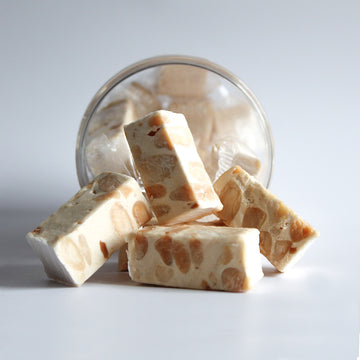 SET N°2 - MONTÉLIMAR NOUGAT, FRUIT PASTE, POPPY CANDY